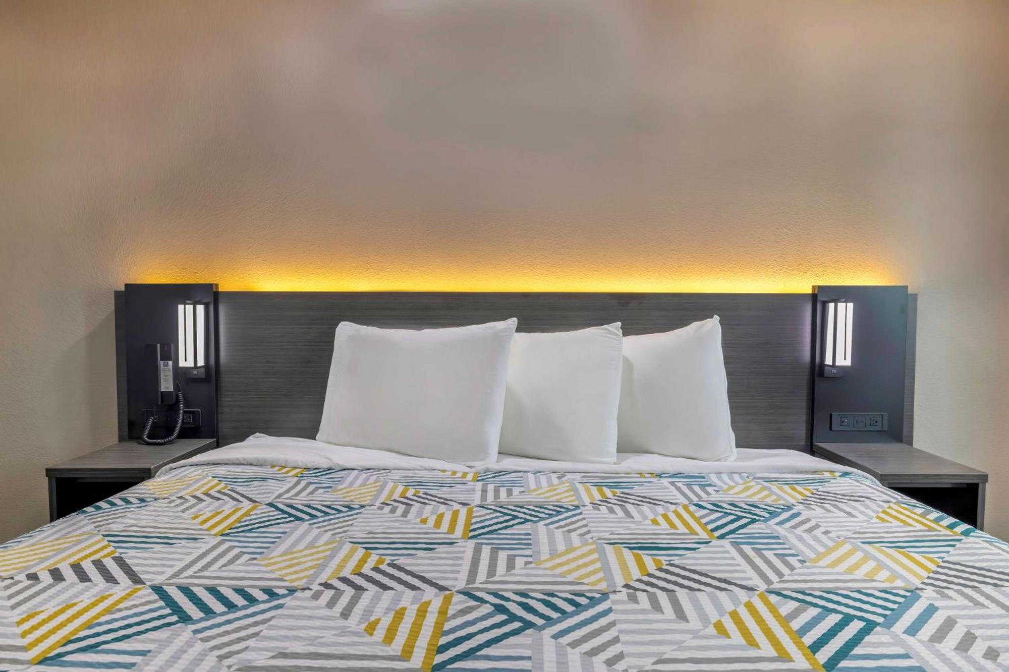Motel 6-Fort Worth, Tx - Burleson Zewnętrze zdjęcie